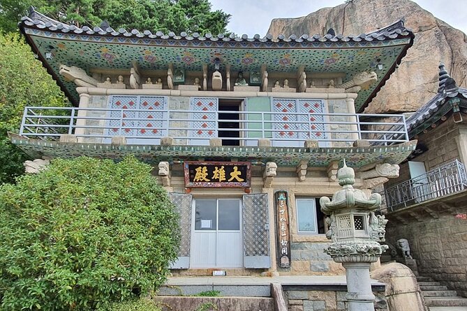 Temple Tour : Byeongpungam Seokbulsa Temple [Hiking+Cable car] - The final 20 minutes to Huejeongam cable-car stop