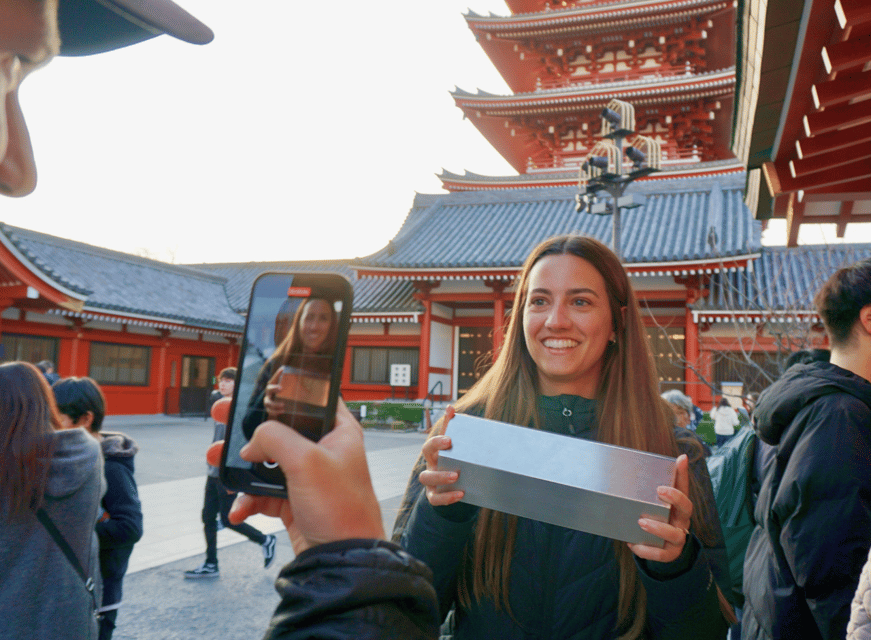 Tokyo: Asakusa Temple & Shrine Walking Tour with Local Guide - Asakusa Shrine and the difference between Buddhism and Shinto