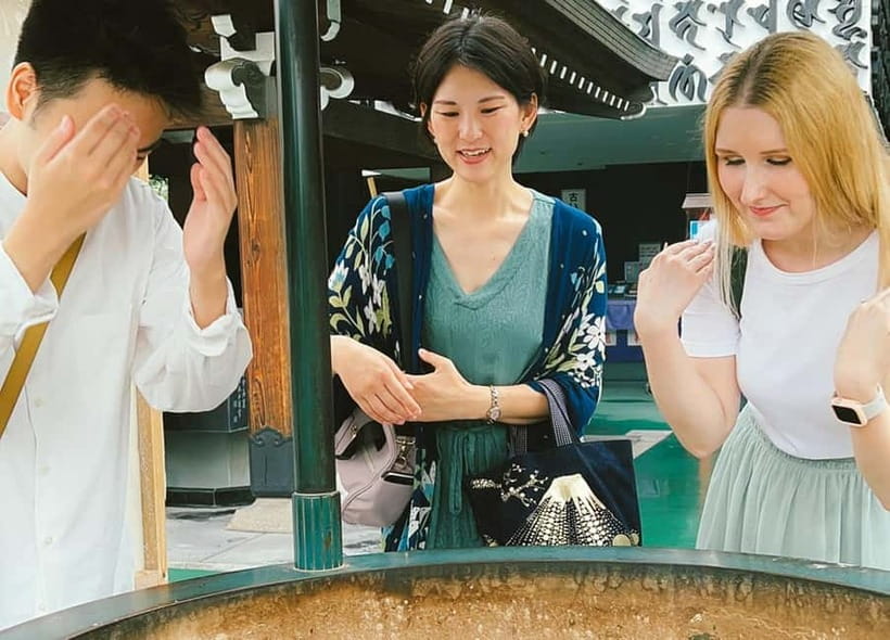 Tokyo: Buddhism and Shinto Temple Tour with a Real Local - What the small group changes