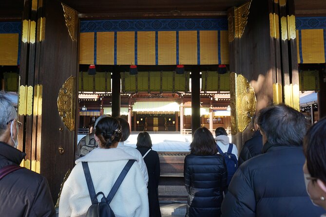 Tokyo: Harajuku Meiji Shrine to Shibuya Crossing Guided Tour - What the two-hour pace really means