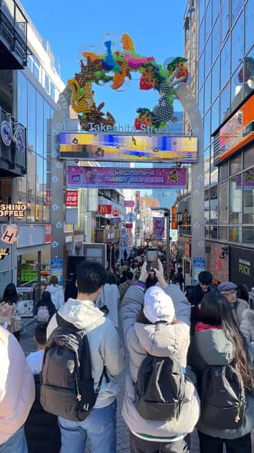 Tokyo: Meiji Jingu, Harajuku, Shibuya, and Shijuku Tour - What the private guide adds