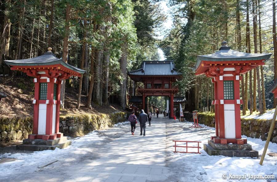 Tokyo: Nikko Day Tour Shrines, Lake Chūzenji & Kegon Falls - Comfort, access, and small practical details