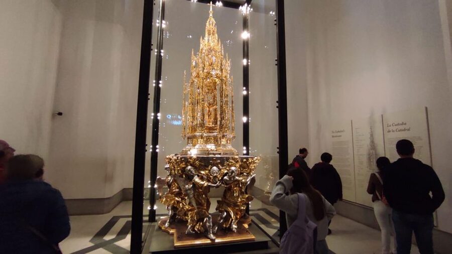 Toledo: Cathedral, Alcazar, Monastery, Jewish Quarter Tour - Understanding Toledo’s cathedral