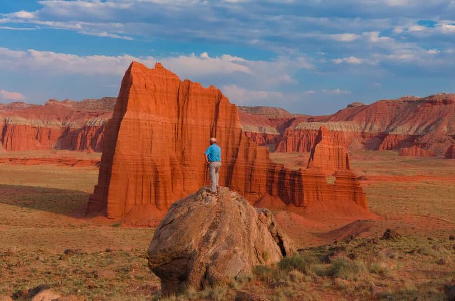 Torrey: Capitol Reef Temples of the Sun & Moon Private Tour - The 1.5-hour drive into Capitol Reef