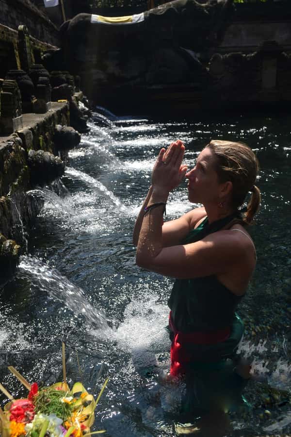 Ubud: Rice Terraces, Water Temple, & Waterfalls Private Tour - Tirta Empul and the meaning of holy spring water