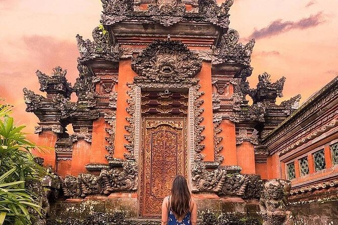 Ubud: Swing - Monkey Forest - Waterfall - Temple - Rice Terraces - Art Crafts - Tirta Empul is the cultural heart of the route