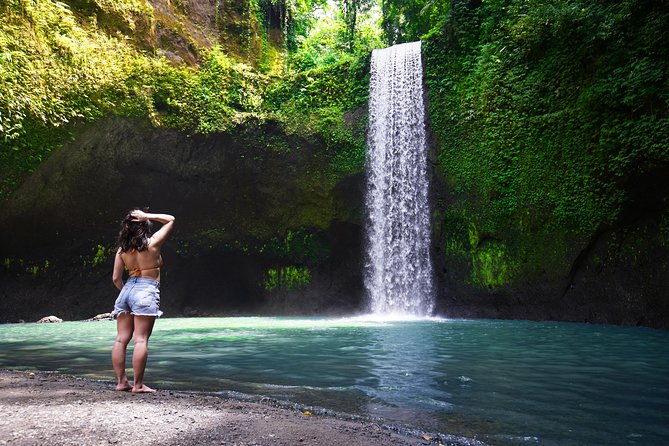 Ubud Top Attractions: Waterfalls, Temples and Rice Terraces - Kanto Lampo Waterfall: a short walk to the river