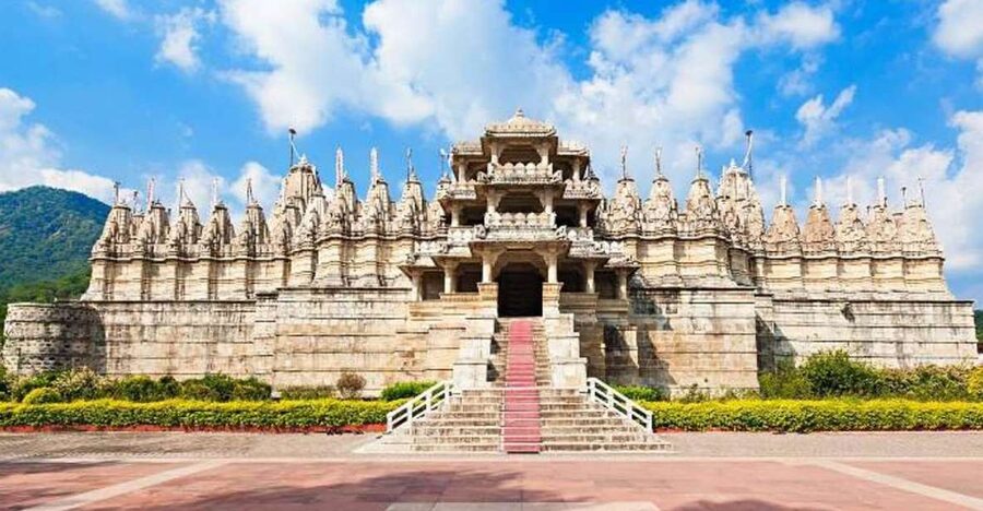 Udaipur: Transfer to Jodhpur via Ranakpur & Kumbhalgarh Fort - A useful way to travel between Udaipur and Jodhpur