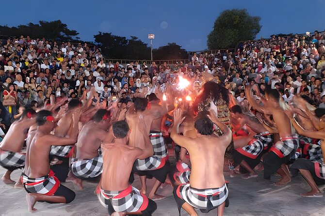 Uluwatu Sunset,Kecak Dance and Diner Seafood In Jimbaran - The sunset timing needs a little care