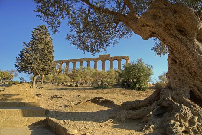 Valley of the Temples and Villa Romana del Casale Day Trip from Taormina - How to prepare for the early start