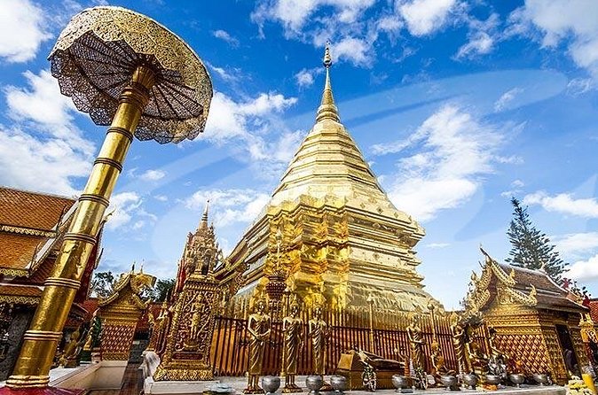 Wat Doi Suthep Temple and White Meo Hilltribe Village Half-Day Tour from Chiang Mai - Guides shape the quality of the day