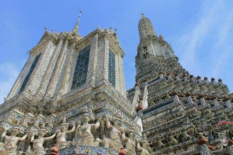 Wat Pho, Wat Arun and Wat Hong Rattanaram Private Tour - Crossing the Chao Phraya to Wat Arun