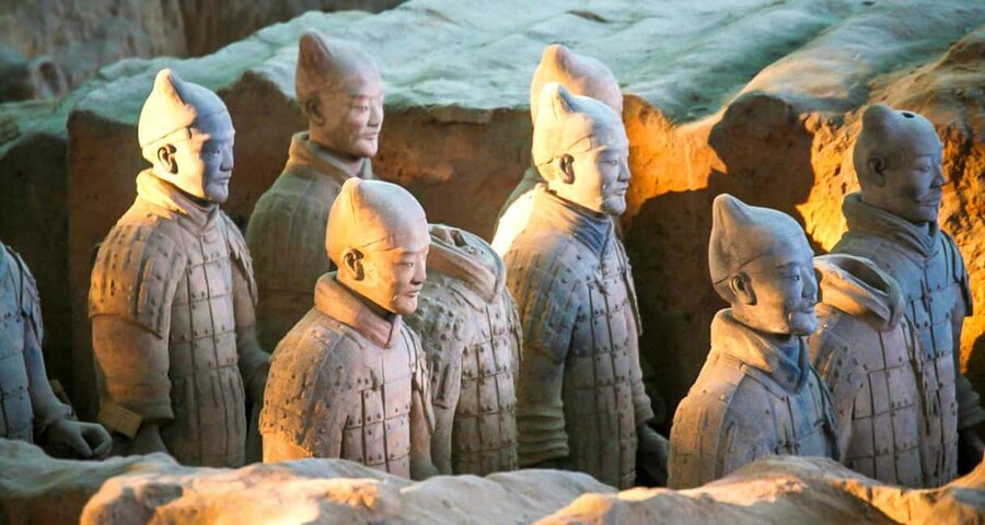 Xi'an: Terracotta Army, Lunch, City Wall, Pagoda, Bazaar - Walking the Xi’an City Wall