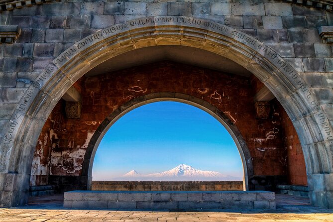 Yerevan: Garni, Geghard, Symphony of Stones & Lavash Baking - Lavash baking in a family setting