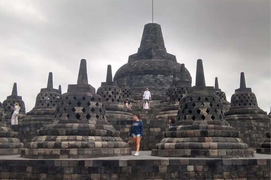 Yogyakarta: Borobudur Climb-up & Prambanan Temple Day Tour - Is the Borobudur and Prambanan day tour worth booking?