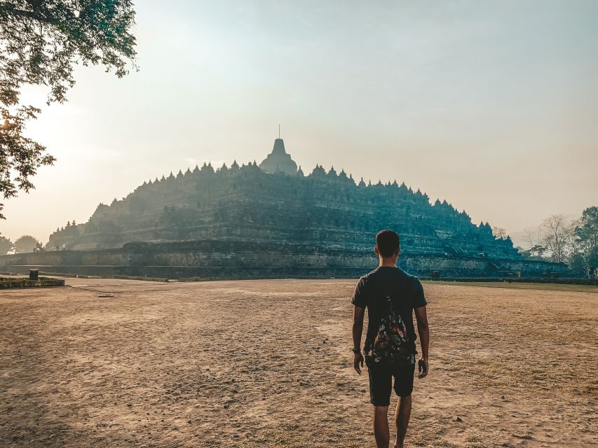Yogyakarta: Borobudur, Mt. Merapi, Prambanan & Ramayana Tour - Prambanan and the Ramayana in stone