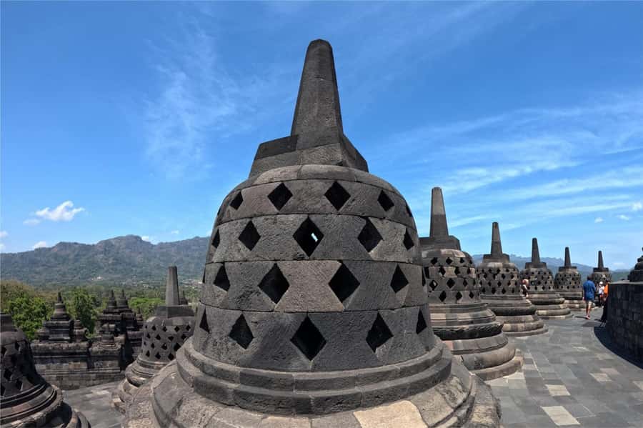 Yogyakarta: Borobudur Sunrise (Climb-up Assured) & Prambanan - Why the sunrise is worth the early alarm