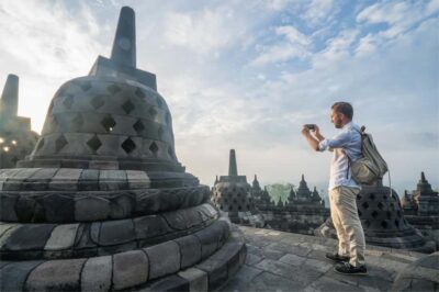 Borobudur Sunrise (Climb-up Assured) & Prambanan