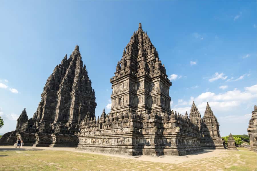 Yogyakarta: Borobudur Sunrise (Climb-up Assured) & Prambanan - How much value do you get for $23?