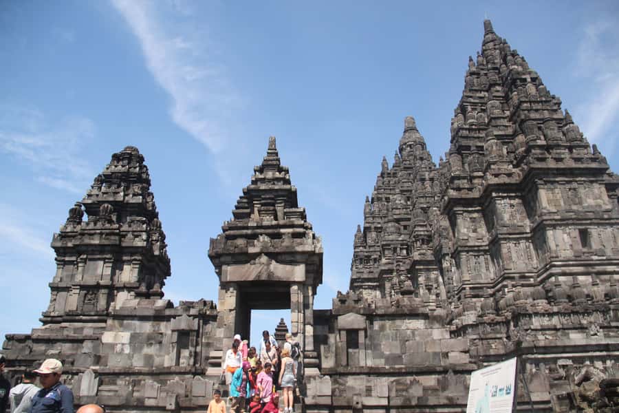 Yogyakarta: Borobudur Sunrise (Climb-up Assured) & Prambanan - FAQ