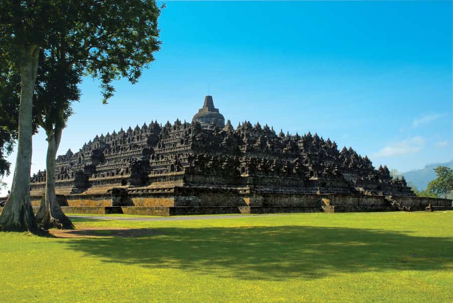 Yogyakarta: Borobudur sunrise(guarantee climb up)& Prambanan - Practical packing advice