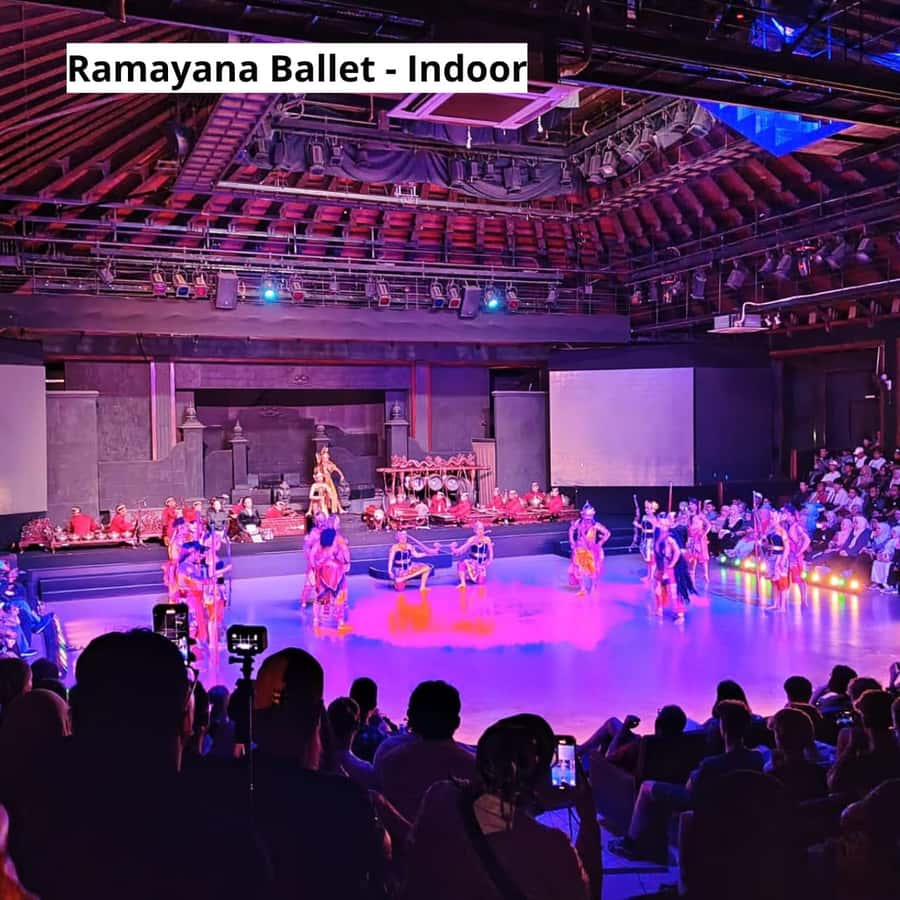 Yogyakarta : Ramayana Ballet Prambanan Show Ticket - Guides make the story easier to follow