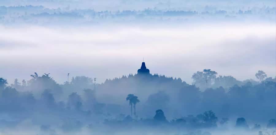 Yogyakarta: Sunrise Borobudur & Prambanan, with lunch option - Lunch, local food, and the long transfer south