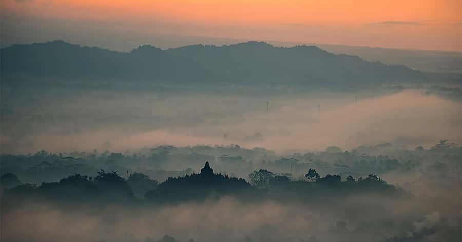 Yogyakarta: Sunrise Borobudur & Prambanan, with lunch option - What makes Borobudur worth the stairs